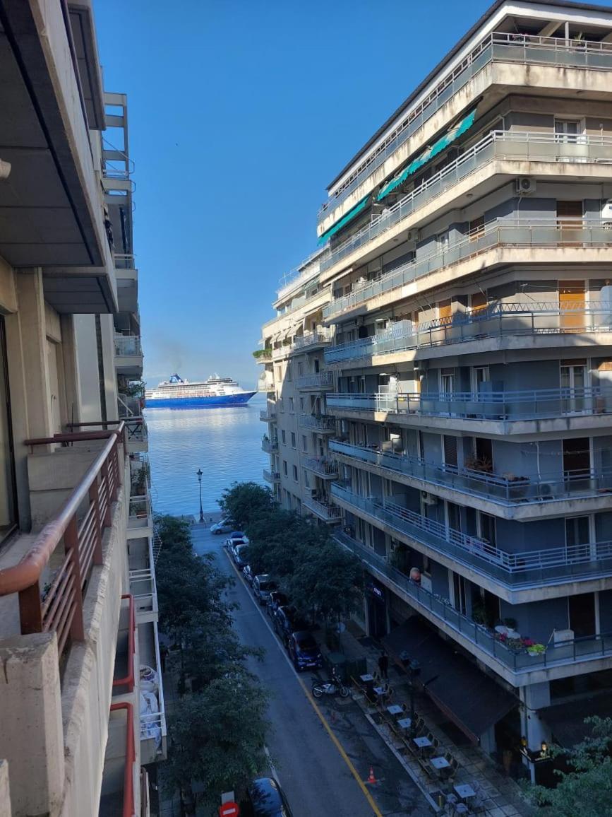 Fabulous Sea View Apartment เทสซาโลนิกิ ภายนอก รูปภาพ
